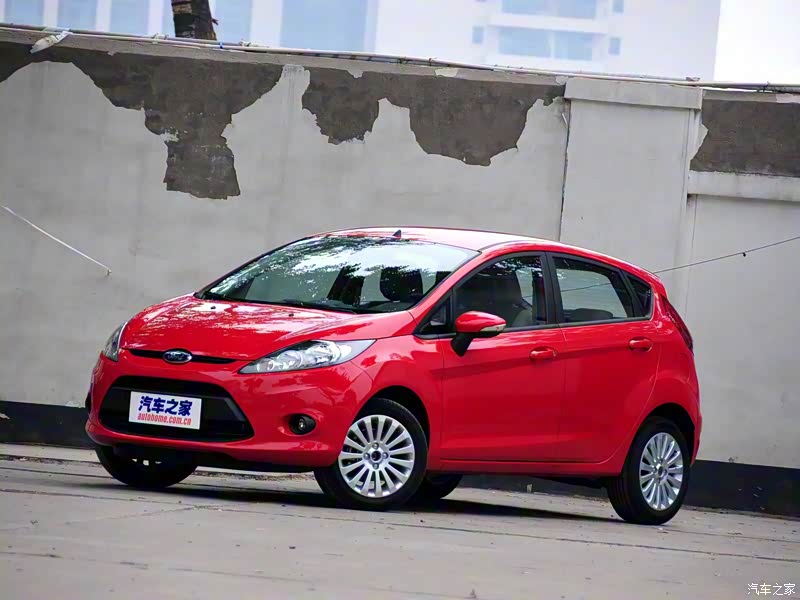 福特嘉年华整体外观