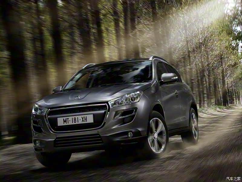 标致4008整体外观