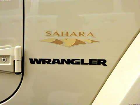 2012款 3.6L Sahara 两门版 2012款 3.6L Sahara 两门版