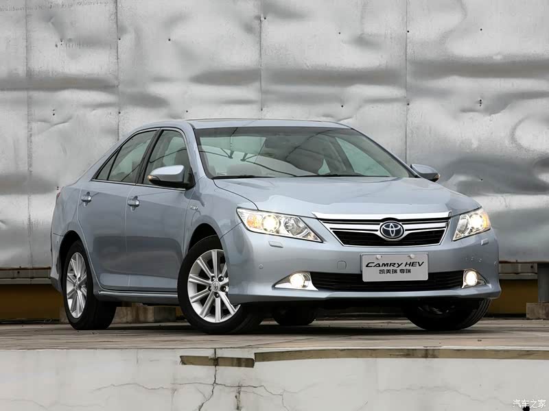 丰田凯美瑞整体外观