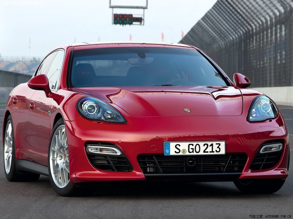 保时捷 panamera 2012款 panamera gts 4.8l