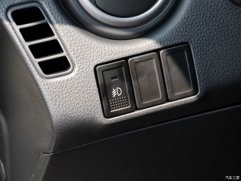 长安铃木 天语 sx4 2012款 1.6l 自动锐骑型