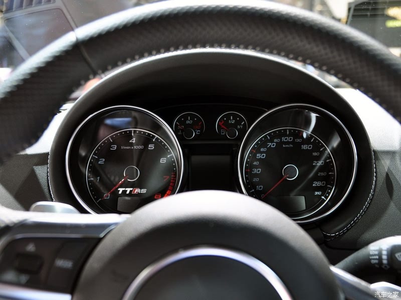 奥迪rs 奥迪tt rs 2013款 tt rs plus