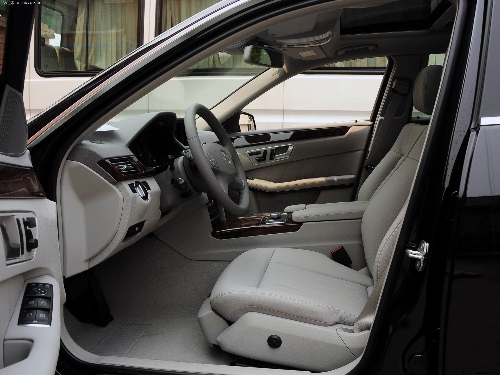 【图】奔驰e级 2012款 e 300 l 优雅型报价_图片_奔驰