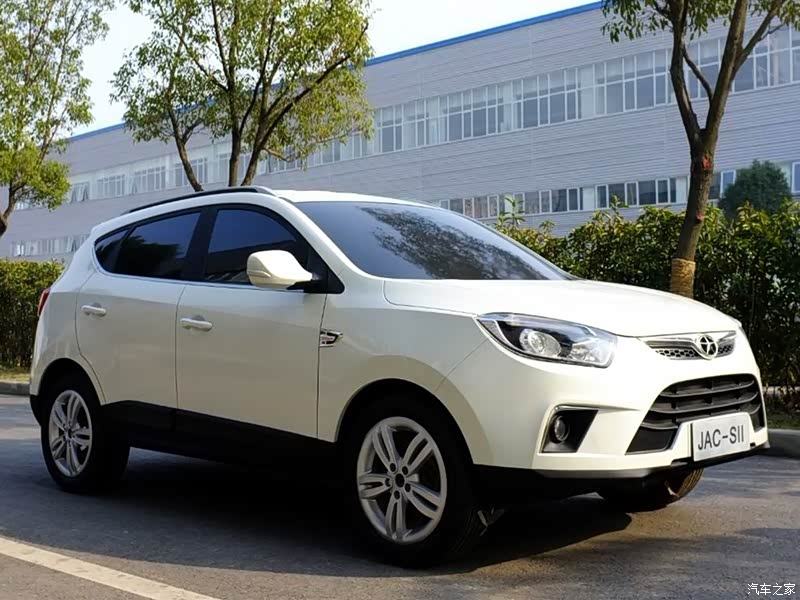 江淮瑞风S5整体外观