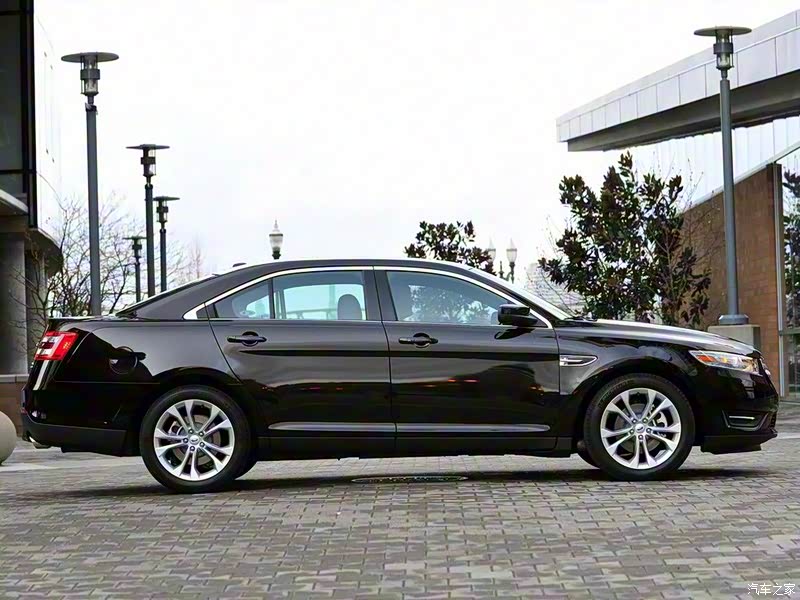 福特金牛座整体外观