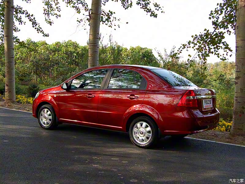 雪佛兰乐风整体外观