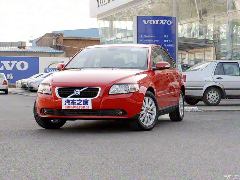 沃尔沃S40整体外观