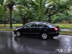 大众一汽-大众迈腾2009款 2.0TSI DSG豪华型