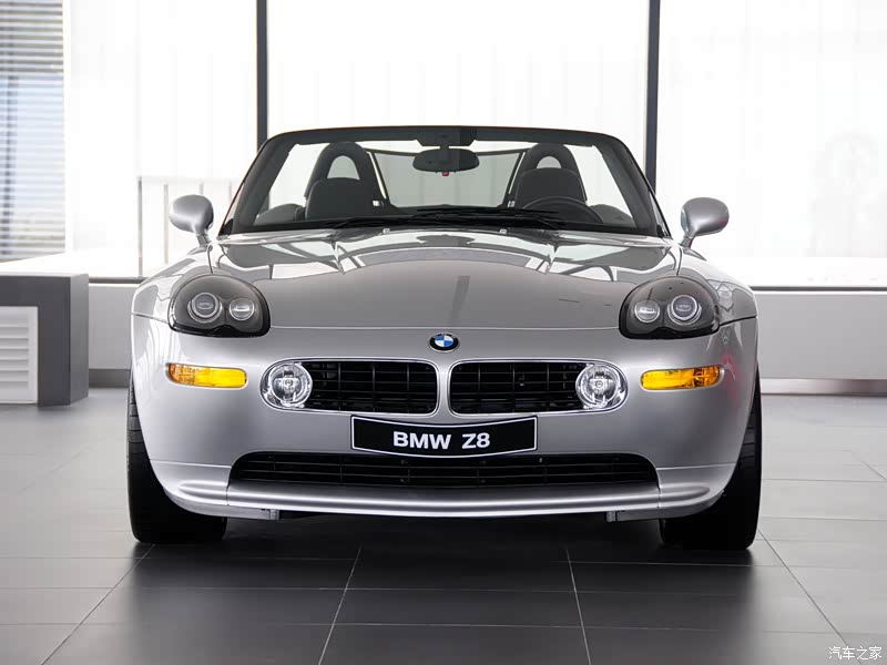 宝马Z8整体外观