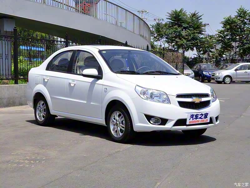 雪佛兰乐风整体外观