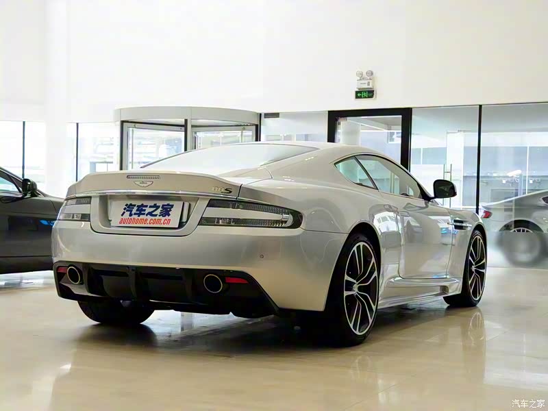 阿斯顿马丁DBS整体外观