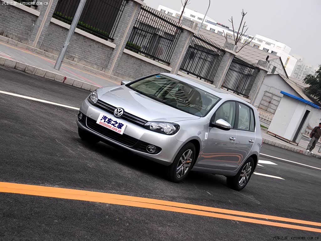 一汽大众高尔夫 2010款 14tsi 手动舒适型高清图片