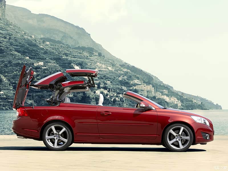 沃尔沃C70整体外观