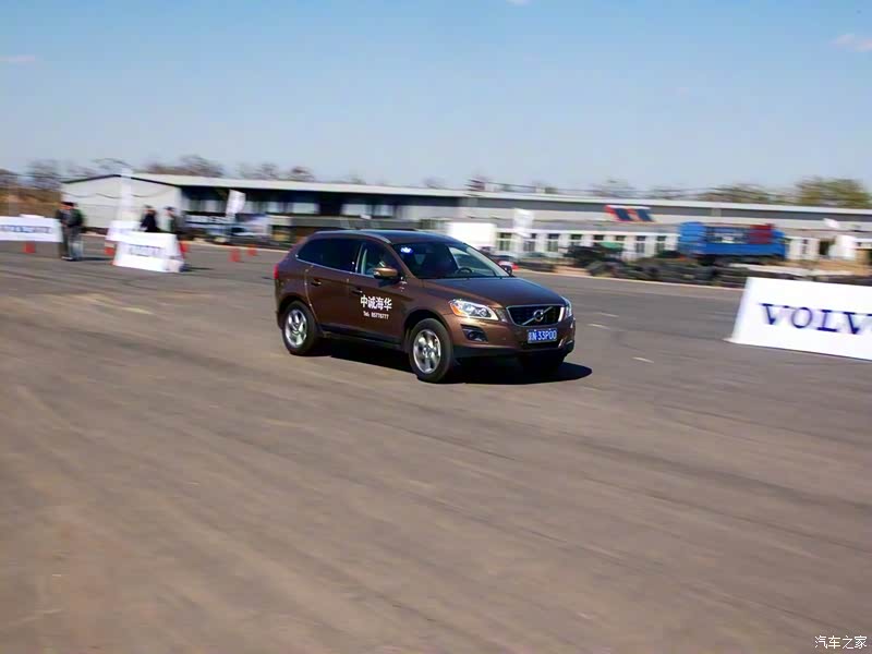 沃尔沃XC60 2010款 3.0T T6 AWD舒适版 683