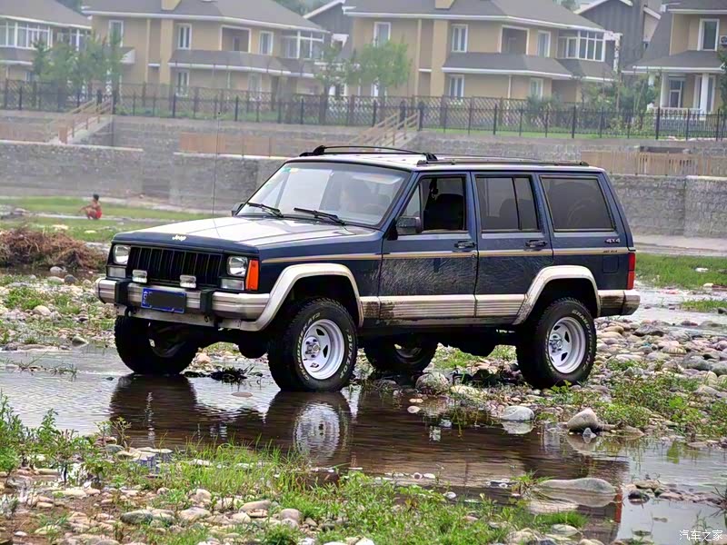 吉普切诺基(进口)整体外观