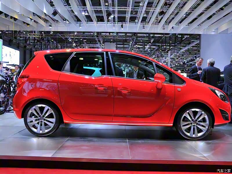 欧宝MERIVA整体外观