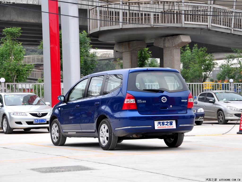 东风日产 骊威 2010款 劲逸版 1.8l 手动标准型