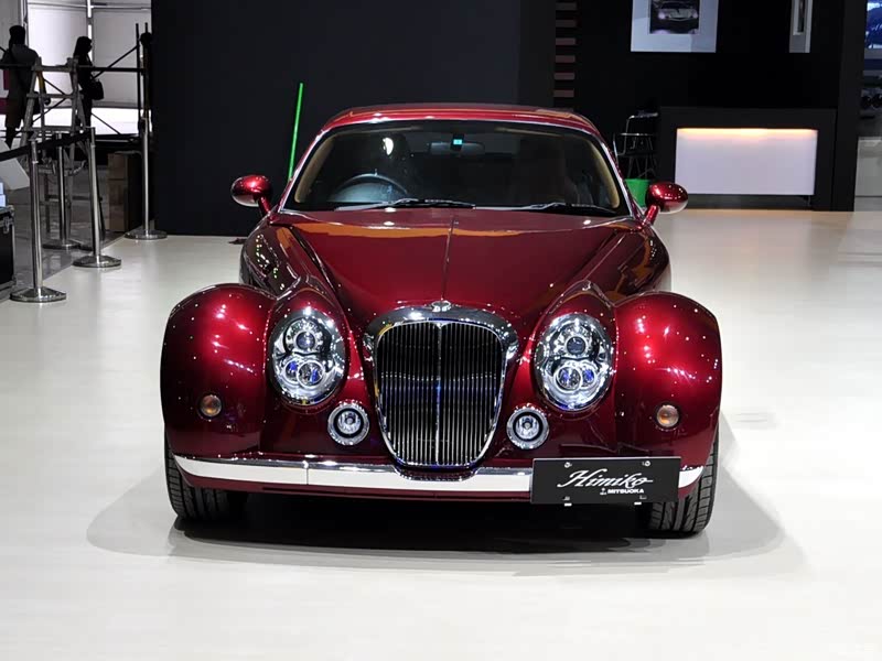 <em>光冈女王</em>整体外观