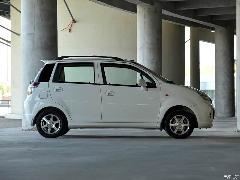 海马汽车王子整体外观