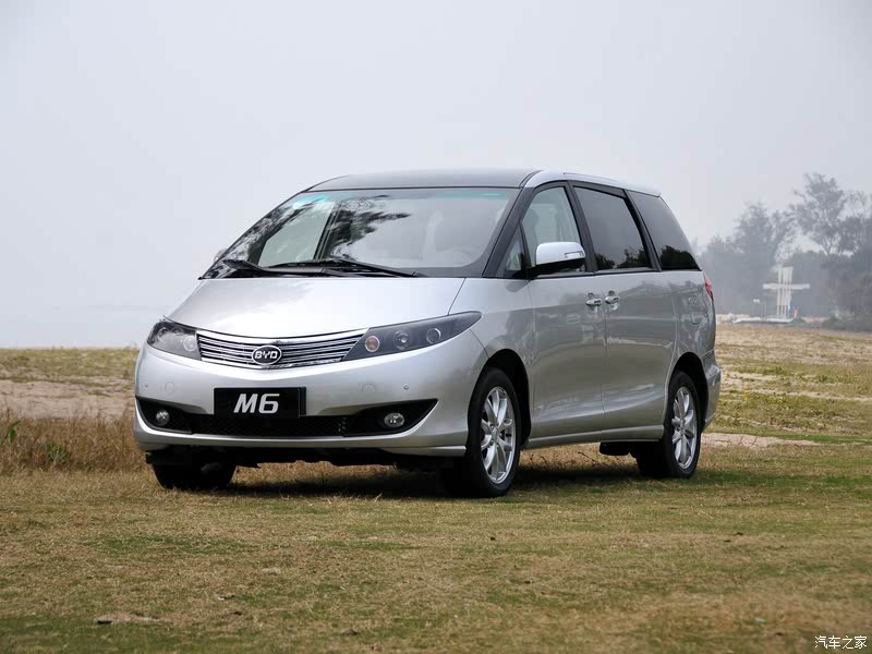 比亚迪 比亚迪m6 2010款 2.0l 手动豪华型