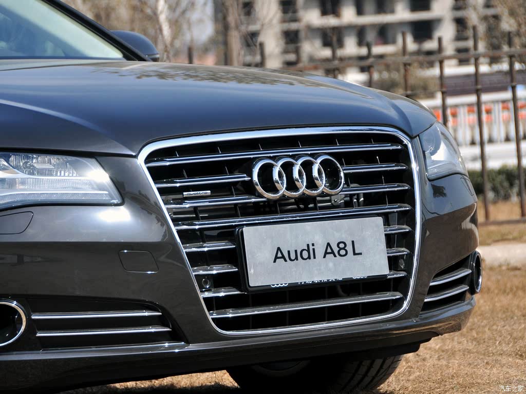 奥迪(进口) 奥迪a8 2011款 a8l 3.0 tfsi quattro舒适型(213kw)
