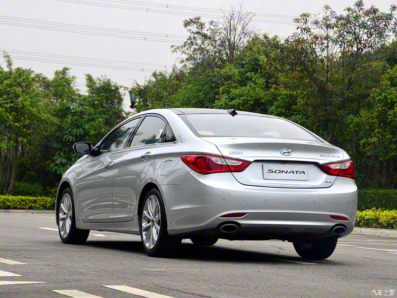 索纳塔八 2011款 2.4L 自动顶级版 1058863图