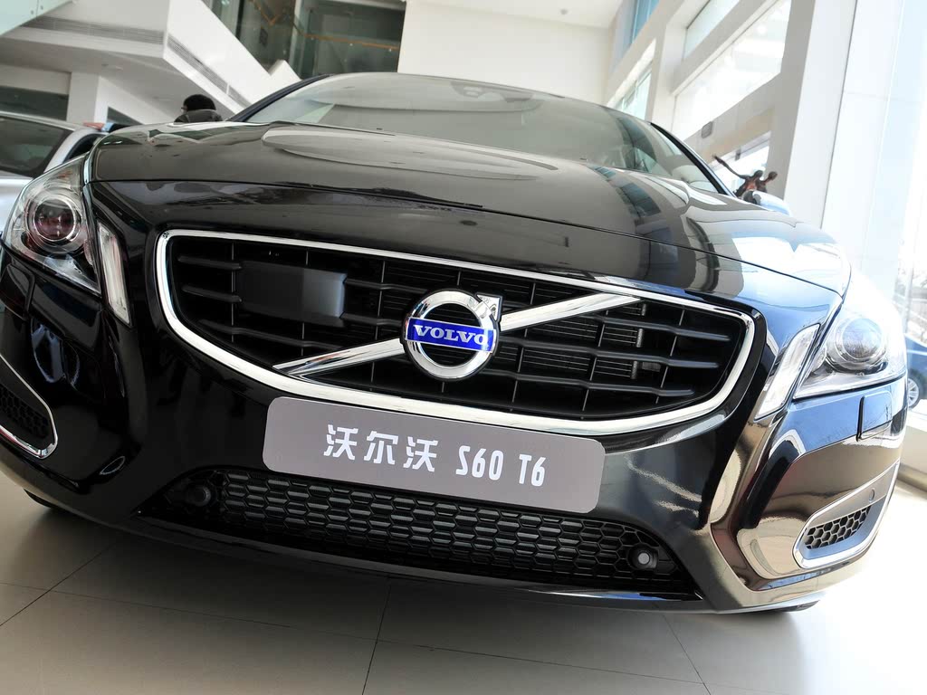 沃尔沃(进口 沃尔沃s60 2011款 3.0 t6 awd 智尊版