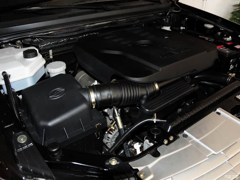 陆风x8 2011款 2.4l 汽油4x4豪华型