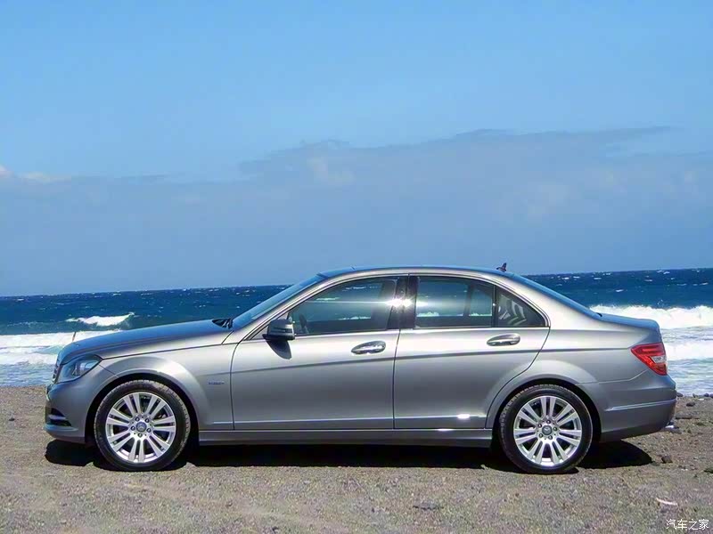 奔驰C级(进口)整体外观