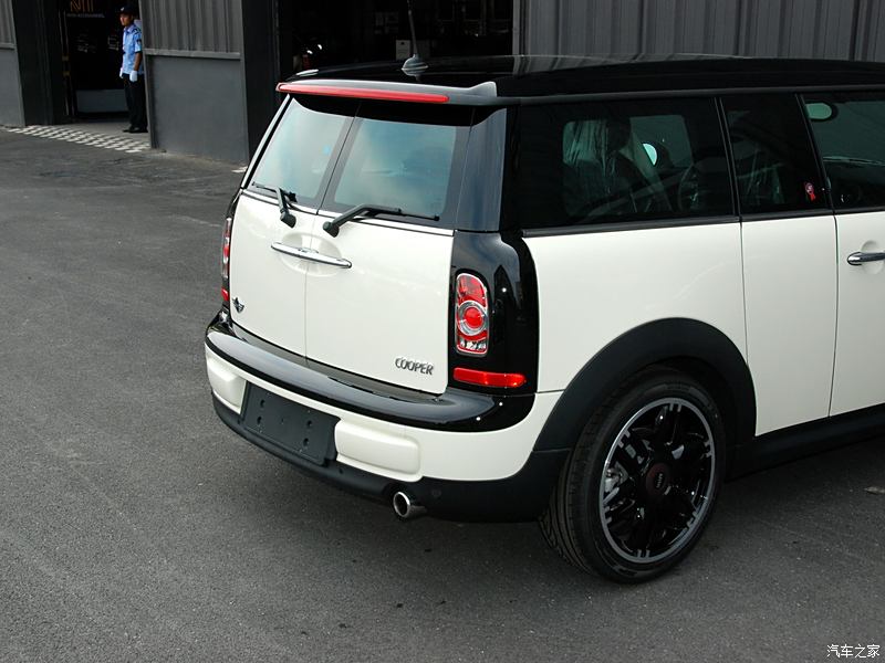 mini mini clubman 2011款 1.6l cooper hampton