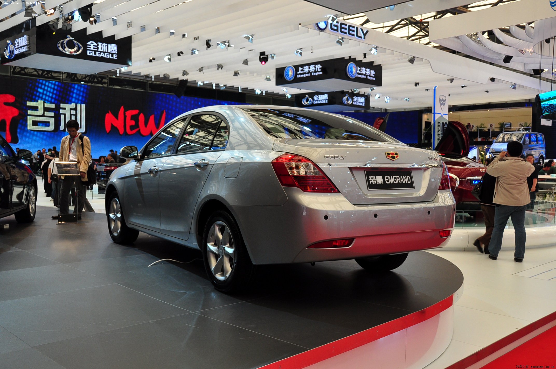 【图】吉利汽车 帝豪ec7 2009上海车展_31954_汽车之家