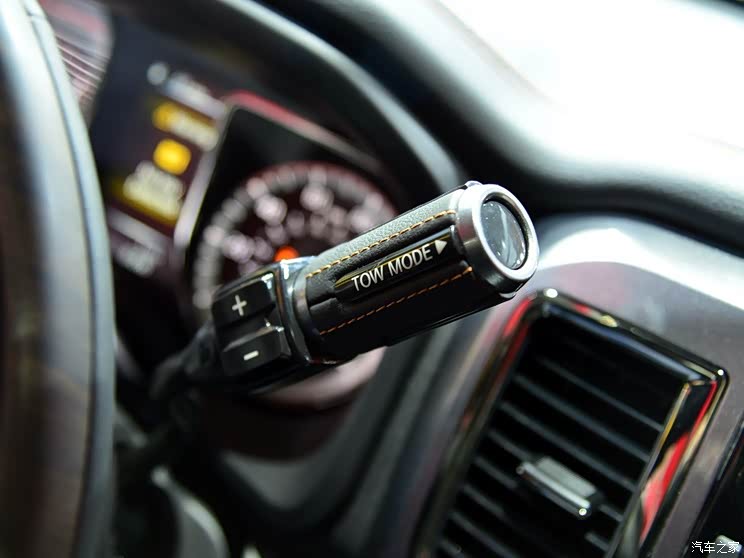 �ղ�(����) Titan 2016�� ������