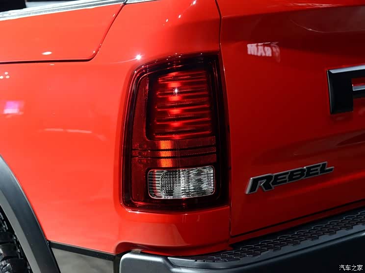 ����(����) ����Ram 2015�� 1500 Rebel