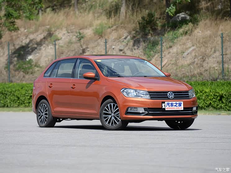 组队战细分市场桑塔纳浩纳对比朗行