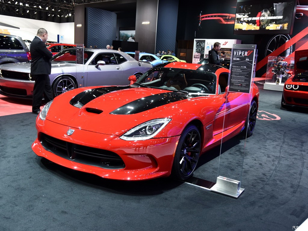【图】srt 蝰蛇 2015纽约车展_353048_汽车之家