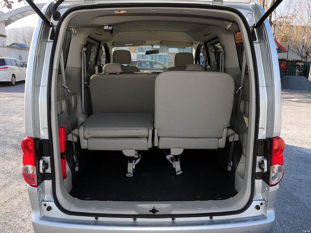 日产nv200 2014款 1.