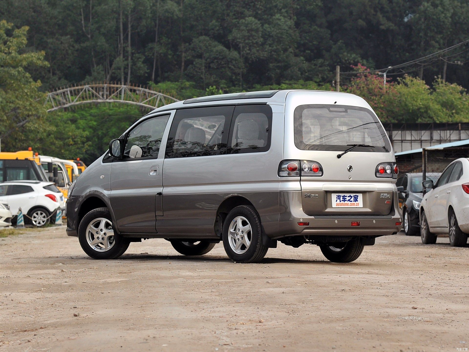 6l 7座豪華型 2815821圖片_東風風行_汽車圖庫_汽車之家