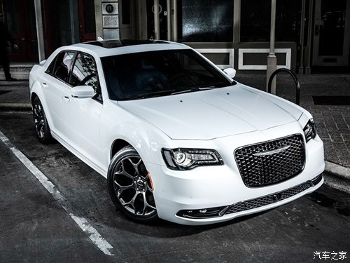 【图】当穿越遇到混血不 当大片遇上豪车300C