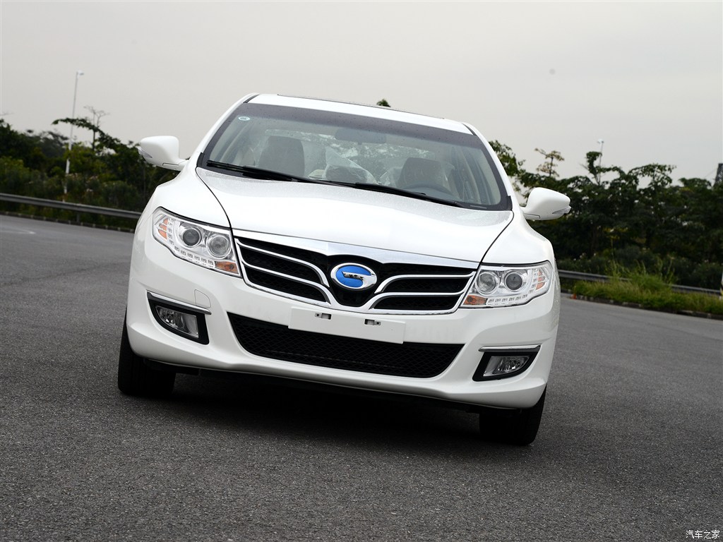 广汽乘用车 传祺ga5新能源 2015款 增程式 尊享版