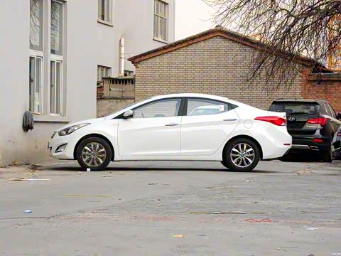 2015�� 1.6L �ֶ�������