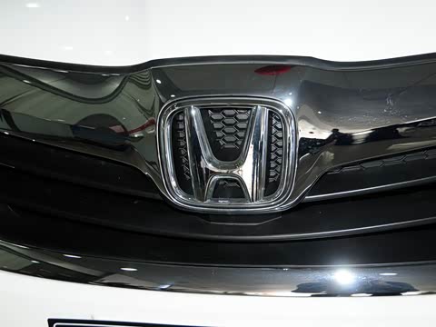2015�� 1.8L �Զ����ʰ�