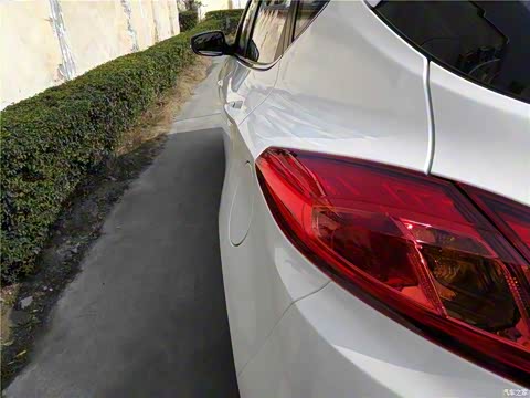 2013�� 1.6L �ֶ������� ��V