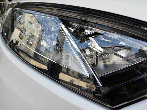 2013�� 1.6L �ֶ������� ��V