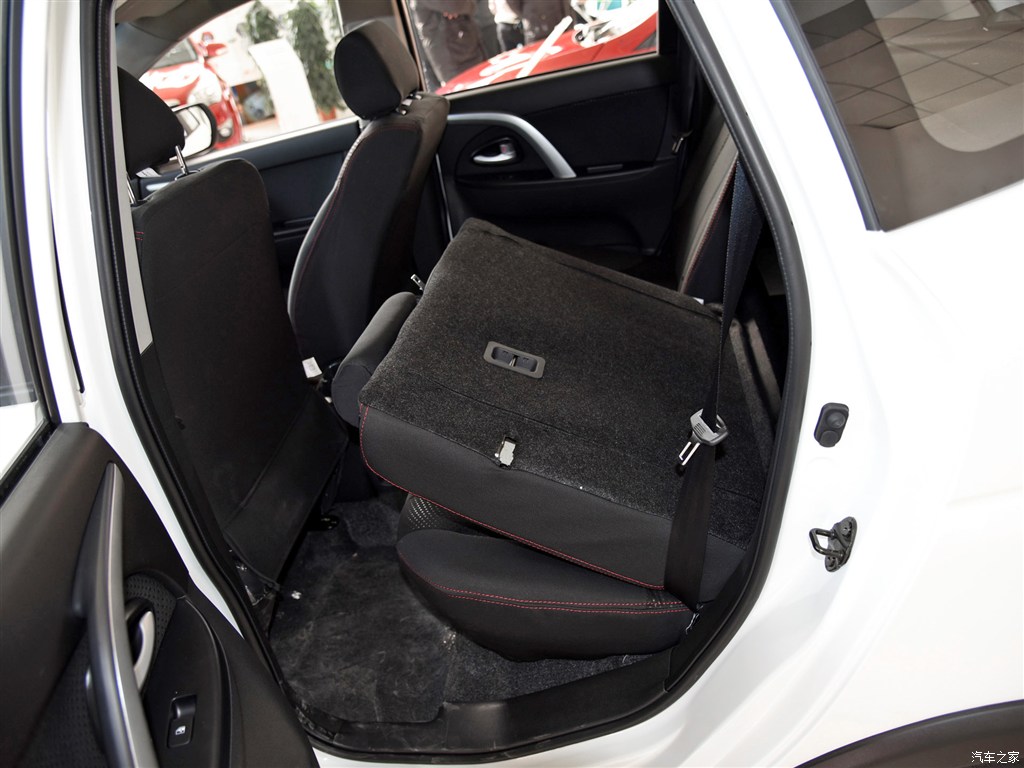 长安汽车 长安cx20 2014款 1.4l 手动天窗导航版 国v