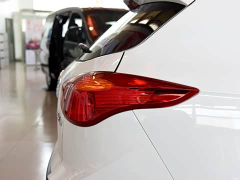 2015�� 1.5L �ֶ���������������