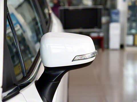 2015�� 1.5L �ֶ���������������