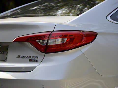 2015�� 1.6T DLX�����