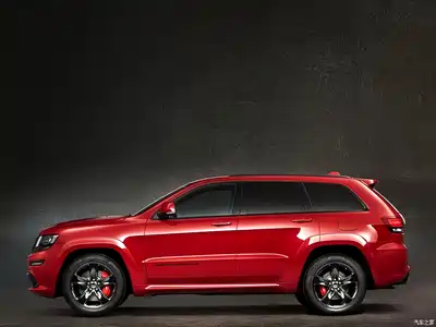 大切诺基 SRT 2015款 Red Vapor Limited Edition Jeep 3/5张图片大全_汽车外观图库-汽车之家