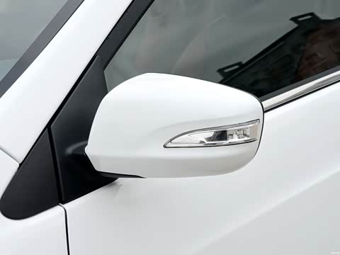 2015�� 1.5L �ֶ�������